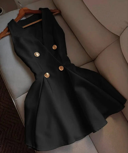 Robe Mini Femme Élégante Décolleté Profond, Boutonnée, Satinée, Jupe Plissée